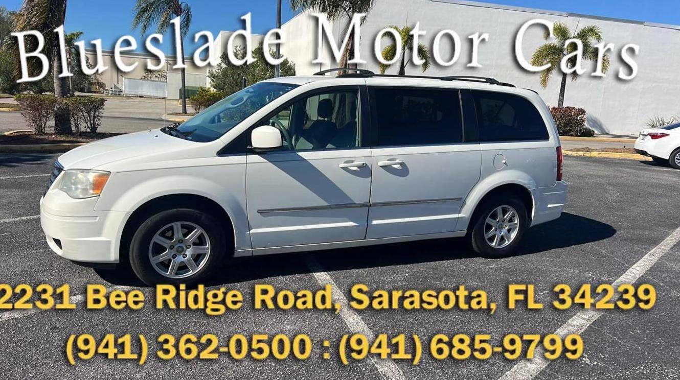 CHRYSLER TOWN AND COUNTRY 2010 2A4RR5D15AR309445 image